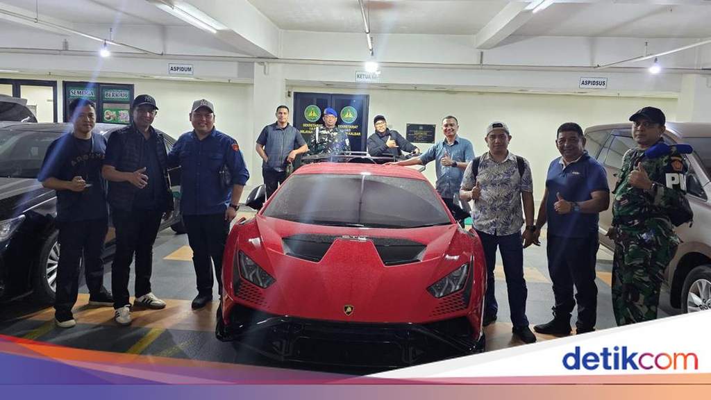 AG Seizes Lamborghini Hidden in Alley Amid Bauxite Graft Probe