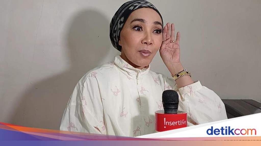 Singer Dewi Gita discussing her high expenses for pet care.