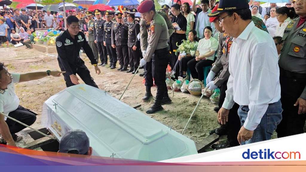 Three Police Officers Killed in Deadly Drug Raid Ambush
