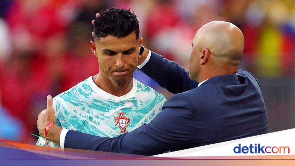 Ibrahimovic Slams Ronaldo, Claims Ego Holds Portugal Hostage