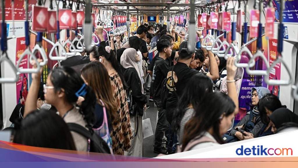 Jakarta Council Questions Free Public Transport Expansion Plan