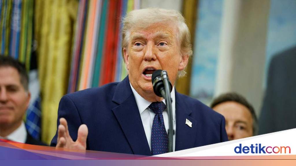 Donald Trump Defends Folarin Balogun Red Card Overturn